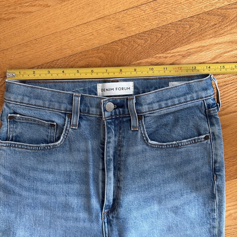 Aritzia Denim Forum Twiggy High Rise Flare - Picture 10 of 13